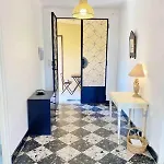 Villa à Proximité De La De L'almanarre *