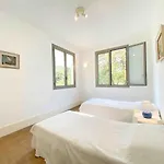 Villa à Proximité De La De L'almanarre Hyères
