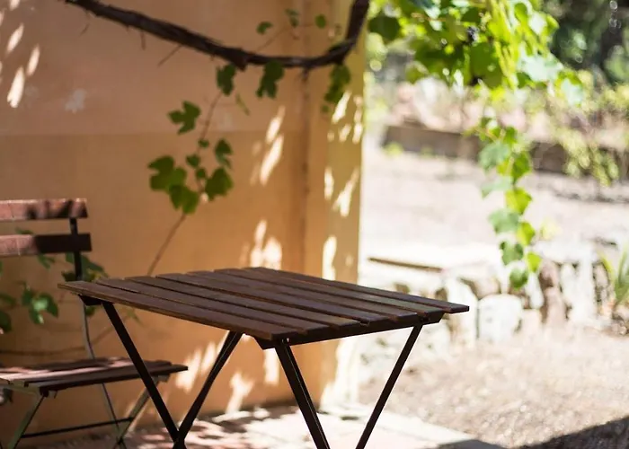 فيلة A Proximite De La De L'almanarre Hyères