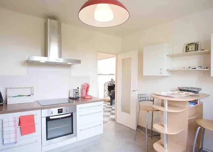 A Proximite De La De L'almanarre Hyères